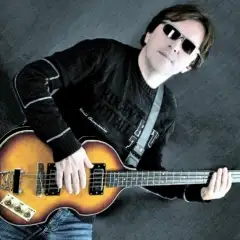César Leitão
