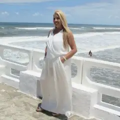 Cléo Bueno