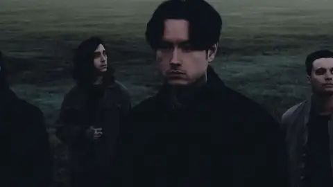 Bad Omens lança faixa sombria, "Dying To Love". Confira com a letra e a tradução!