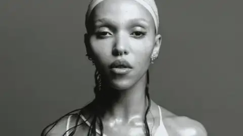 FKA twigs reflete sobre fases incríveis e violentas após fim de processo contra Shia LaBeouf