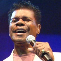 Emílio Santiago
