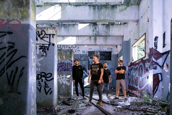 reversiv - Fotos