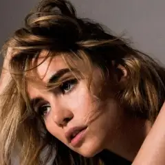 Suki Waterhouse